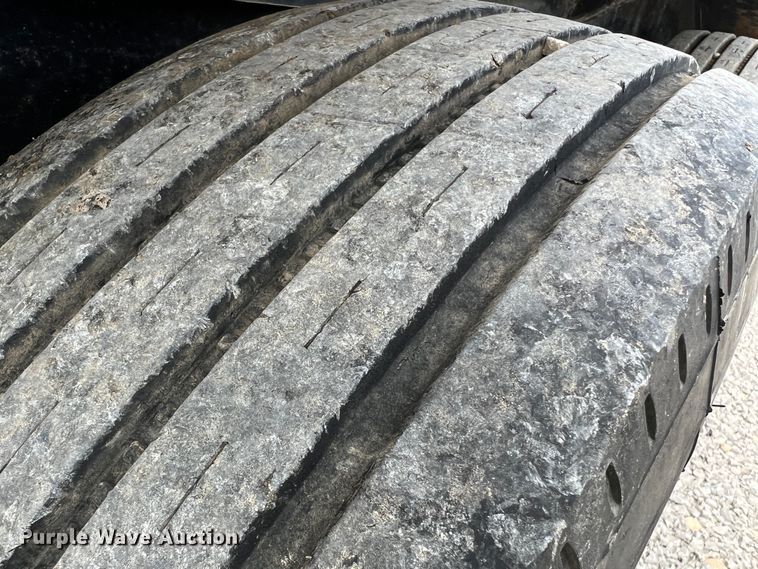 image for item LI9640 2016 Load Trail  equipment trailer