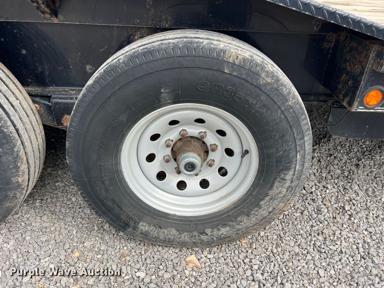 image for item LI9640 2016 Load Trail  equipment trailer