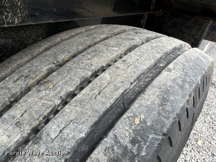 image for item LI9640 2016 Load Trail  equipment trailer