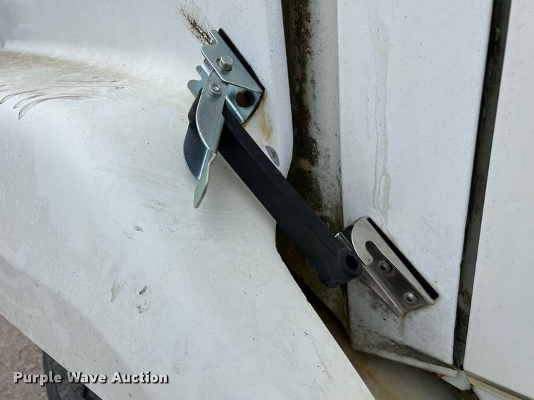 image for item LI9685 1987 Freightliner FLC  semi truck