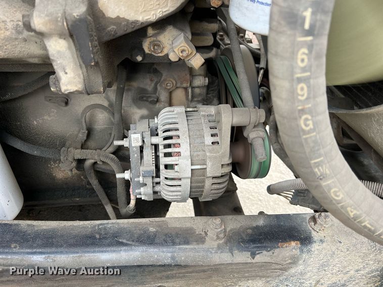 image for item LI9685 1987 Freightliner FLC  semi truck