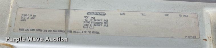 image for item LI9685 1987 Freightliner FLC  semi truck