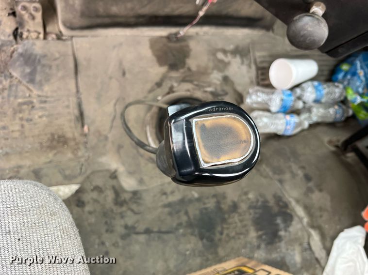 image for item LI9687 1989 Freightliner FLC  semi truck