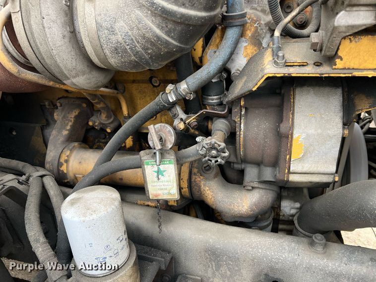 image for item LI9687 1989 Freightliner FLC  semi truck