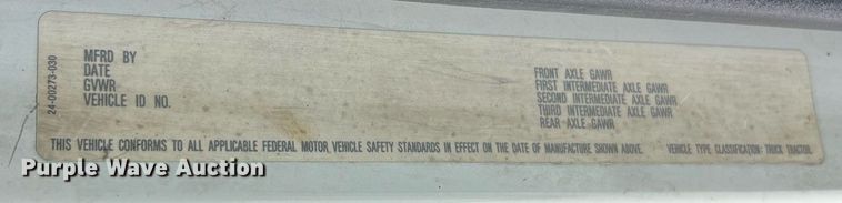 image for item LI9687 1989 Freightliner FLC  semi truck