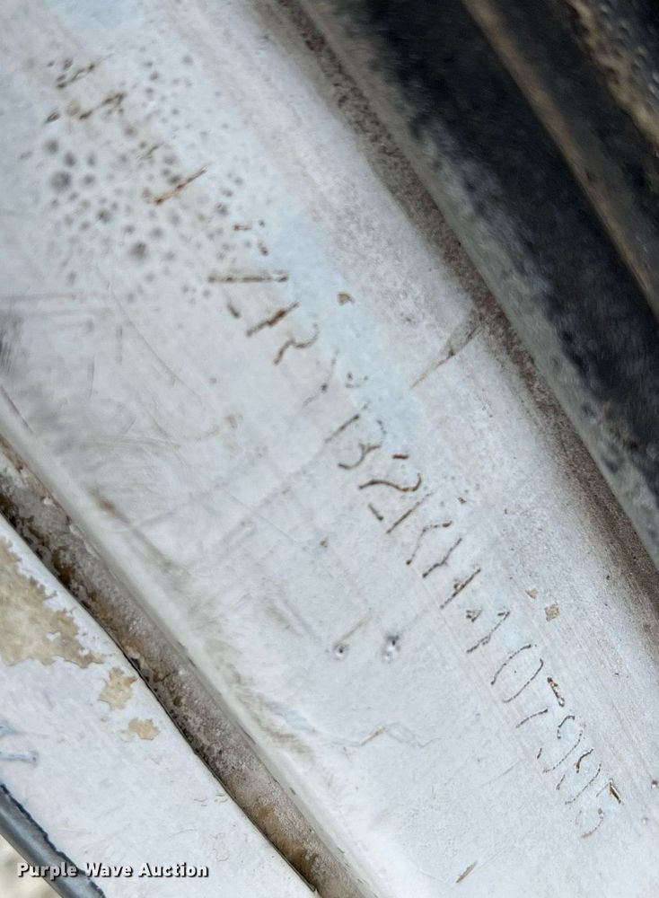 image for item LI9689 1989 Freightliner FLC  semi truck