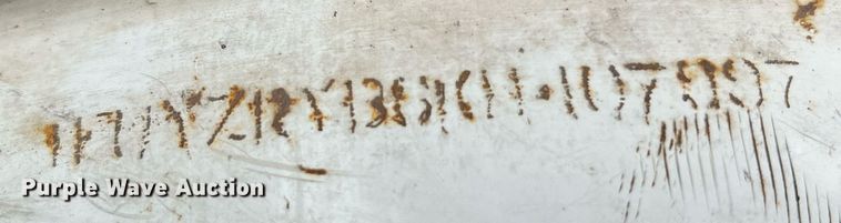 image for item LI9690 1989 Freightliner FLC  semi truck