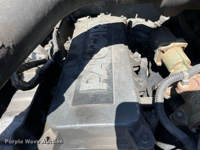 image for item LJ9629 2013 Peterbilt 337  box truck