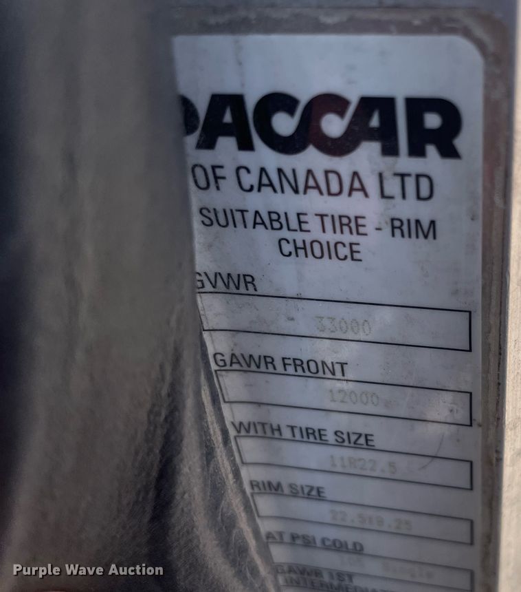 image for item LJ9629 2013 Peterbilt 337  box truck