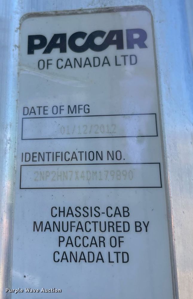 image for item LJ9629 2013 Peterbilt 337  box truck