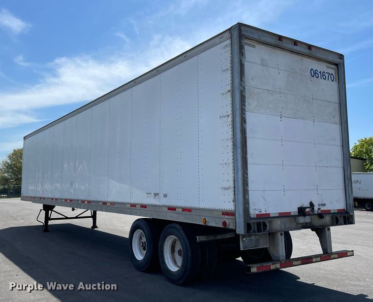 image for item LJ9651 2000 Trailmobile  dry van trailer