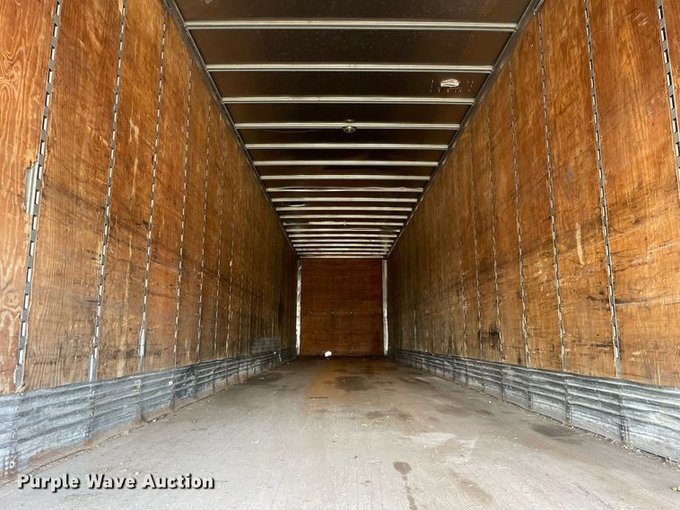 image for item LJ9651 2000 Trailmobile  dry van trailer