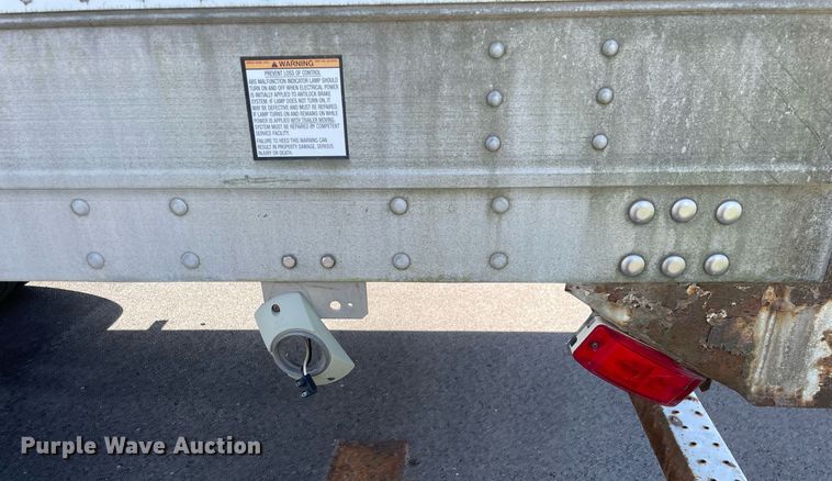 image for item LJ9652 2004 Great Dane 7311TA  dry van trailer