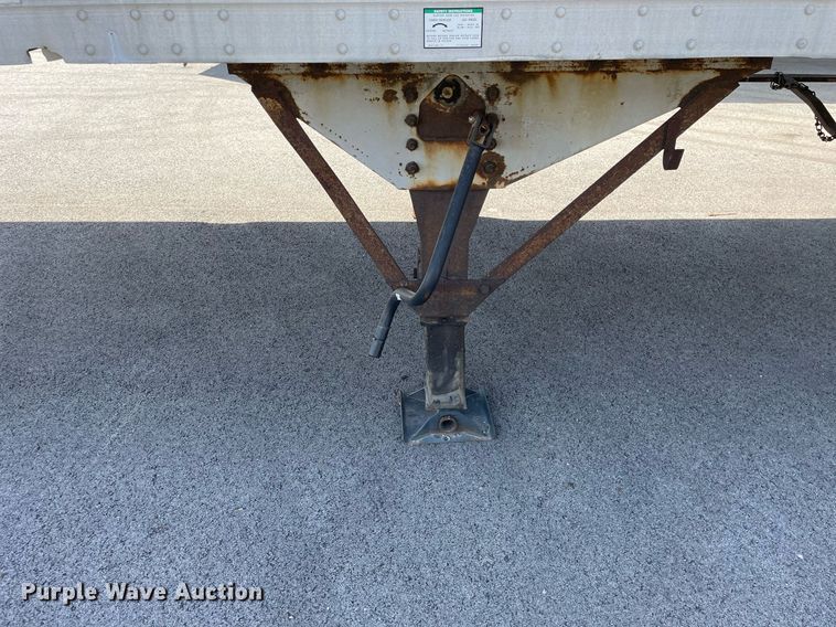 image for item LJ9652 2004 Great Dane 7311TA  dry van trailer