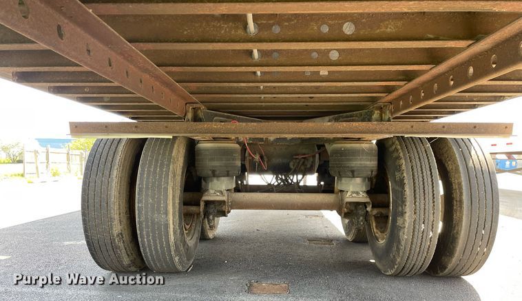 image for item LJ9652 2004 Great Dane 7311TA  dry van trailer