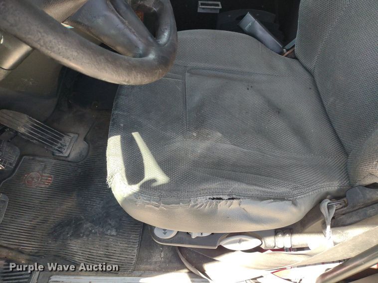 image for item LL9112 2018 Kenworth T880  semi truck