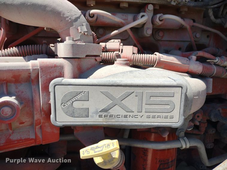 image for item LL9112 2018 Kenworth T880  semi truck