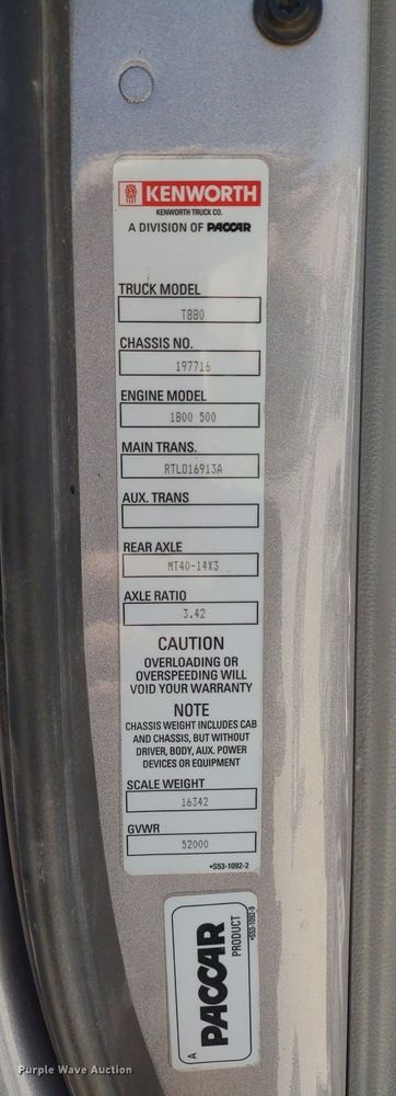 image for item LL9112 2018 Kenworth T880  semi truck
