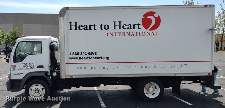 image for item LL9125 2006 Ford LCF  box truck