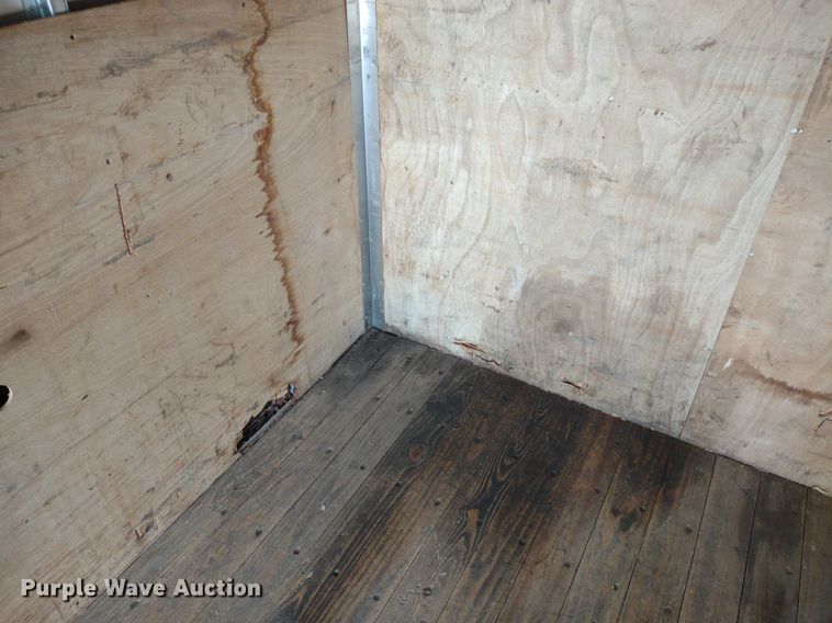 image for item LL9125 2006 Ford LCF  box truck