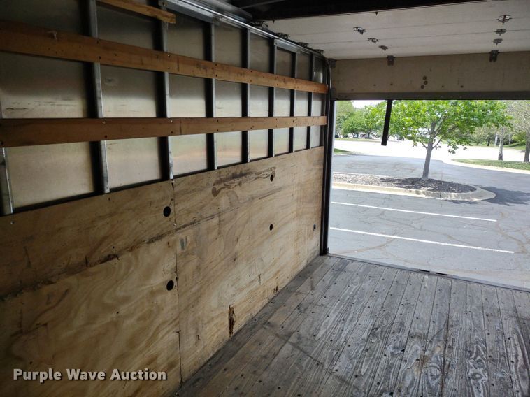 image for item LL9125 2006 Ford LCF  box truck