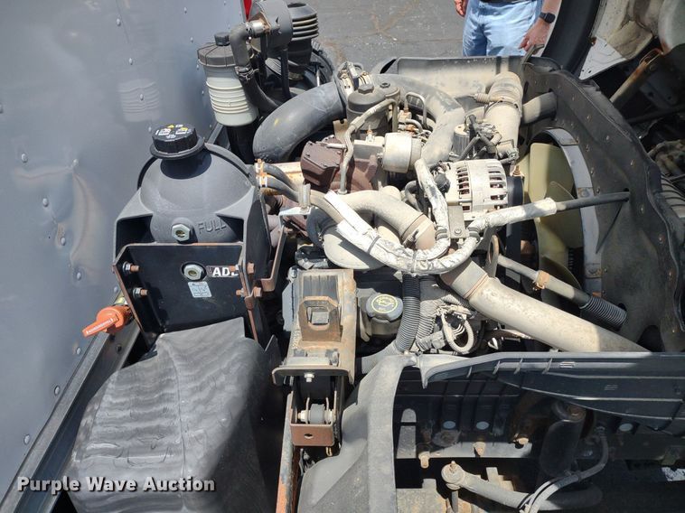 image for item LL9125 2006 Ford LCF  box truck