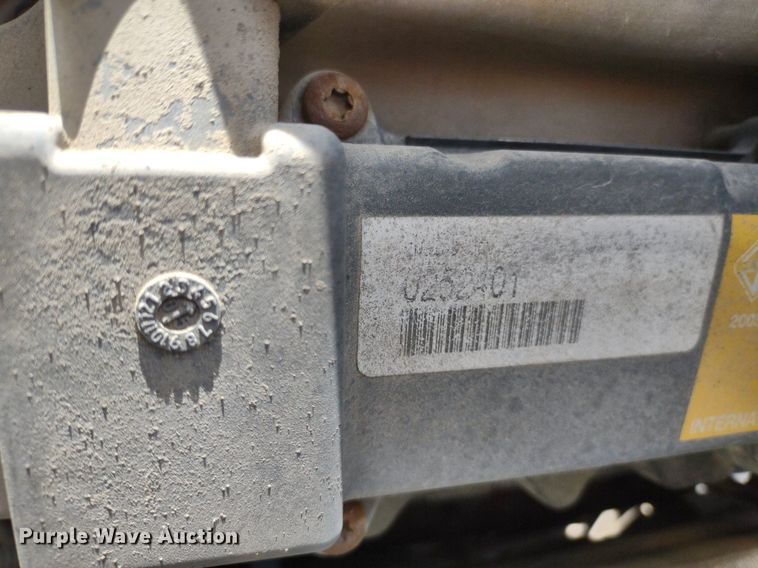 image for item LL9125 2006 Ford LCF  box truck