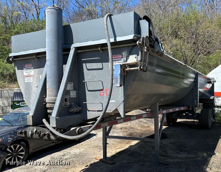 image for item LN9438 2018 Load King RH3532  end dump trailer