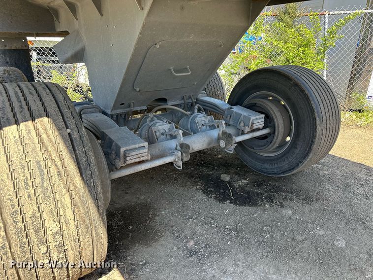 image for item LN9438 2018 Load King RH3532  end dump trailer