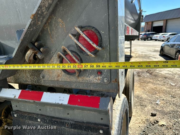 image for item LN9438 2018 Load King RH3532  end dump trailer