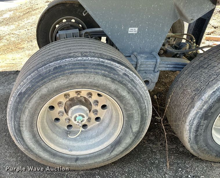 image for item LN9438 2018 Load King RH3532  end dump trailer