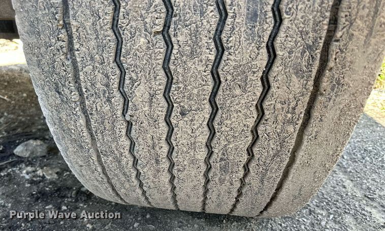 image for item LN9438 2018 Load King RH3532  end dump trailer