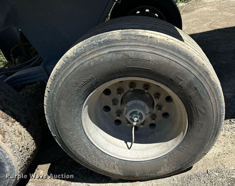 image for item LN9438 2018 Load King RH3532  end dump trailer