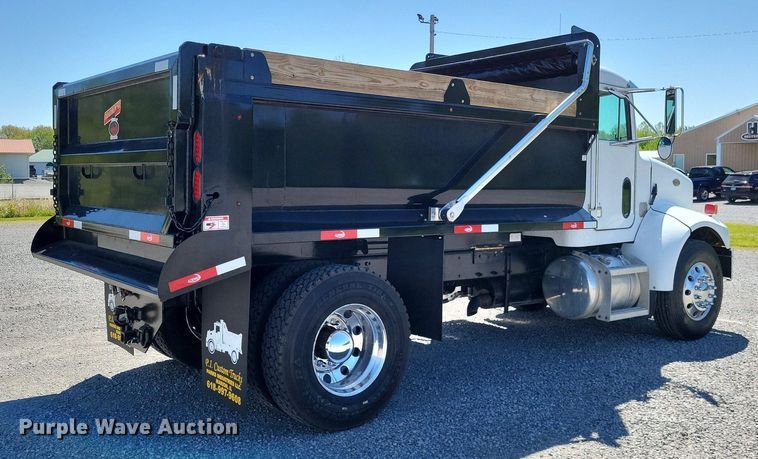 image for item LR9227 2000 Peterbilt 330  dump truck