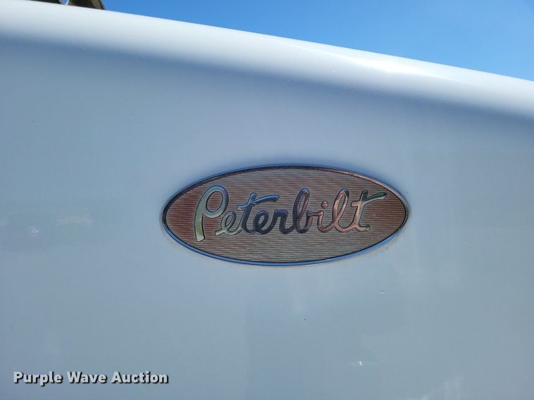 image for item LR9227 2000 Peterbilt 330  dump truck