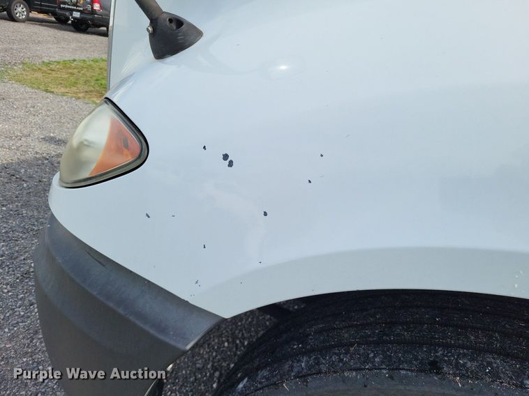 image for item LR9240 2010 International ProStar  semi truck