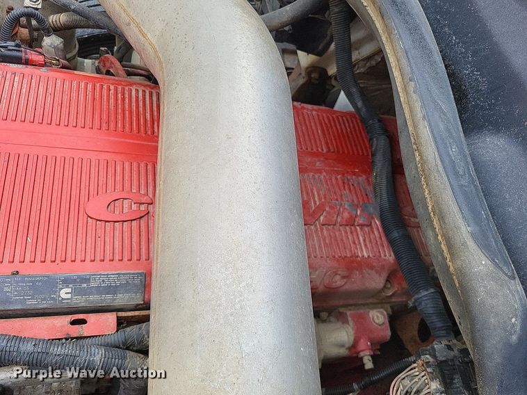 image for item LR9240 2010 International ProStar  semi truck