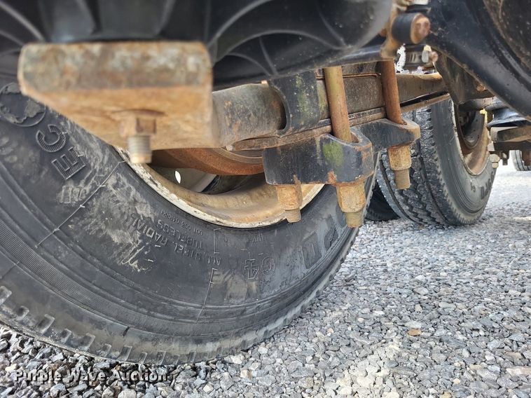 image for item LR9240 2010 International ProStar  semi truck