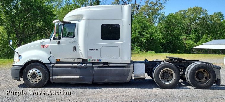 image for item LR9241 2014 International ProStar  truck cab and chassis