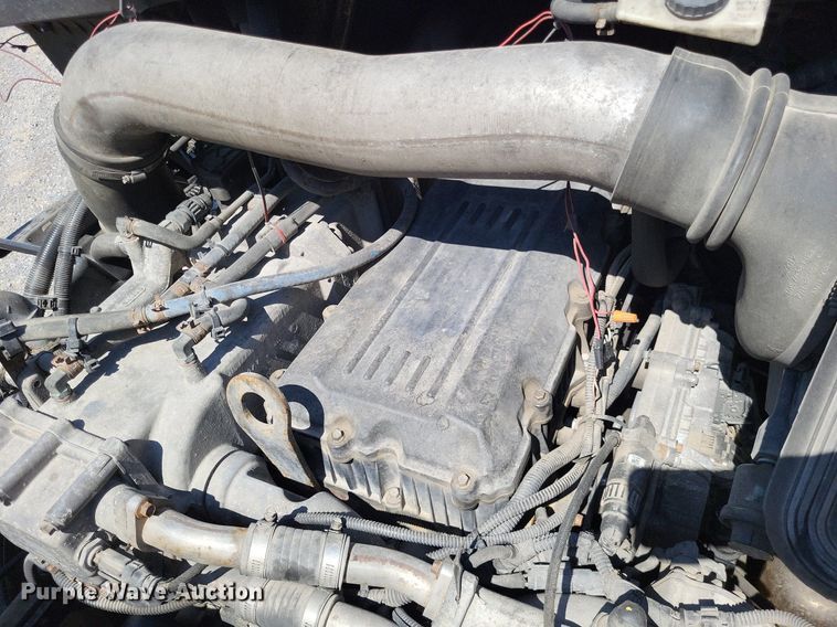 image for item LR9241 2014 International ProStar  truck cab and chassis