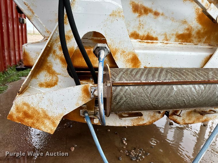 image for item LR9744 1989 Ranch  bottom dump trailer