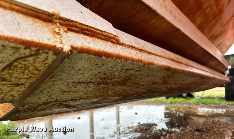 image for item LR9744 1989 Ranch  bottom dump trailer