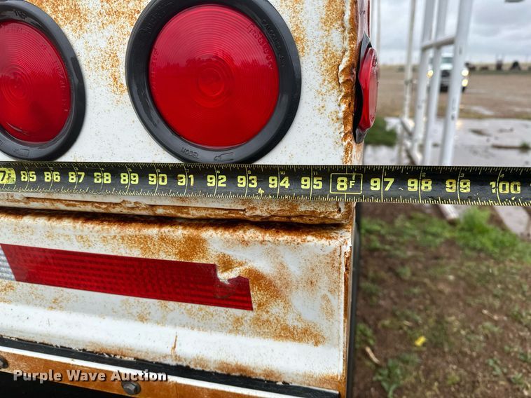 image for item LR9744 1989 Ranch  bottom dump trailer