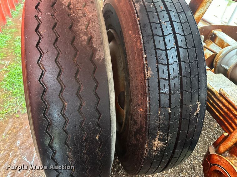 image for item LR9744 1989 Ranch  bottom dump trailer