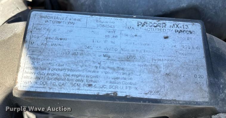 image for item LR9768 2016 Kenworth T680  semi truck