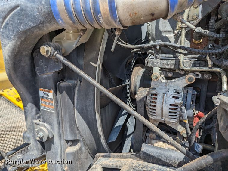 image for item MN9956 2019 Kenworth T680  semi truck