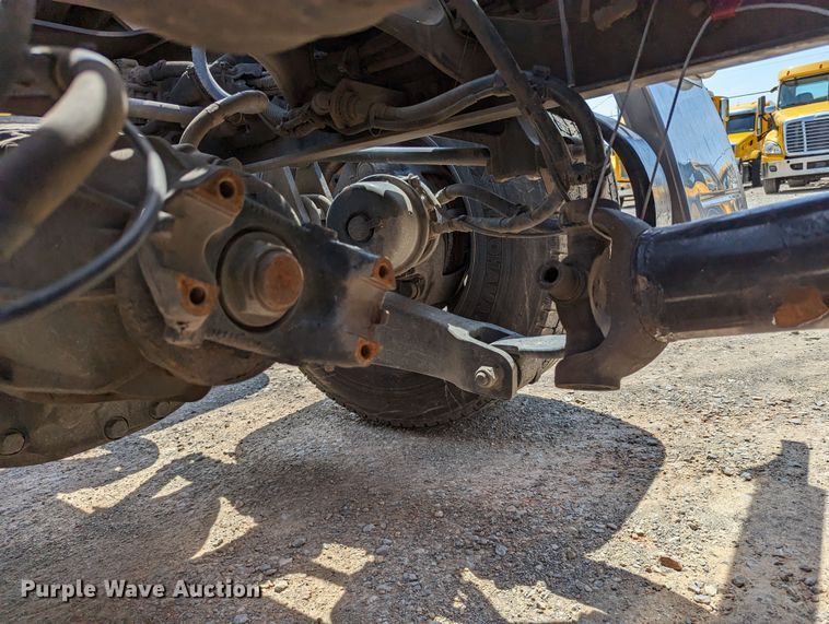 image for item MN9956 2019 Kenworth T680  semi truck