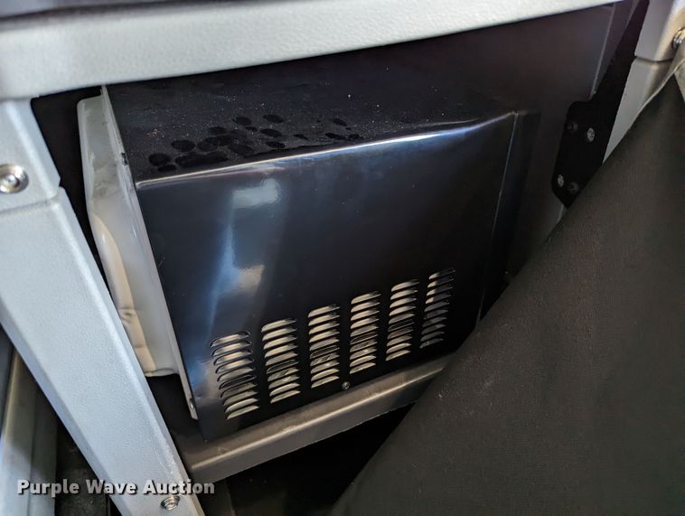 image for item MN9959 2018 Peterbilt 579  semi truck