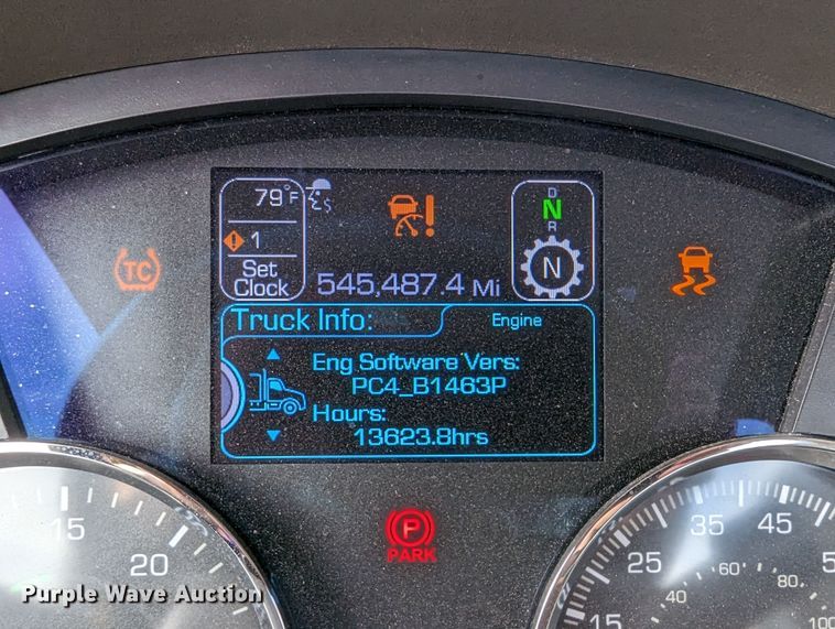 image for item MN9960 2019 Kenworth T680  semi truck