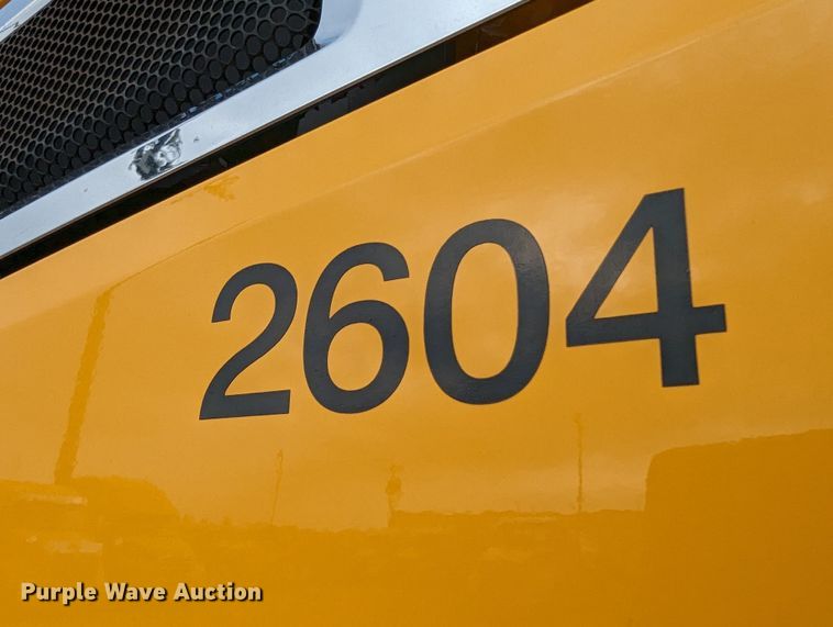 image for item MN9960 2019 Kenworth T680  semi truck